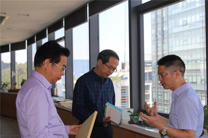 中共贛州市委常委、統(tǒng)戰(zhàn)部長彭業(yè)明等領導一行到訪廣東博皓考察指導-1