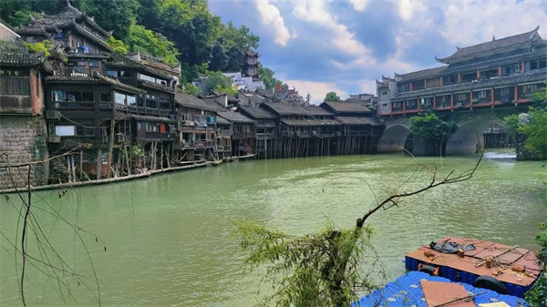 “湘”約鳳凰，相守未來——2022博皓快樂湖南行    -22