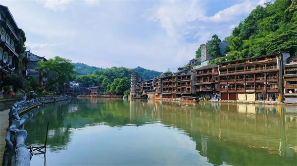 “湘”約鳳凰，相守未來——2022博皓快樂湖南行    -24