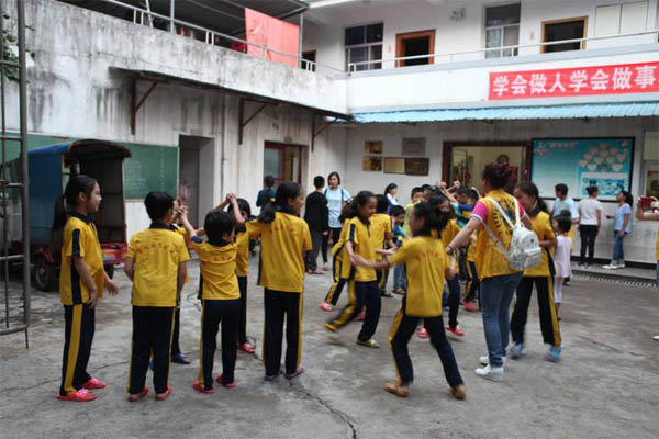 愛(ài)的路上，有你，有我，有博皓！——助學(xué)上猶行-26