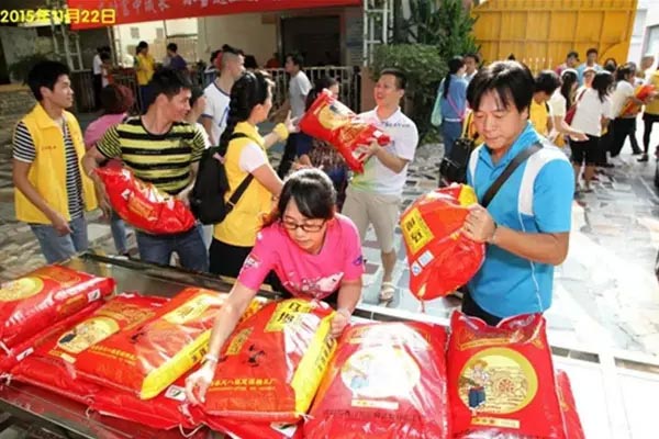 【博皓風(fēng)采】小寒天，大雪紛飛；踐愛行，陽光普照-4